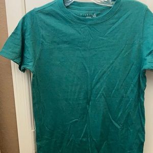 FINAL MARKDOWN Boys fission t shirt medium